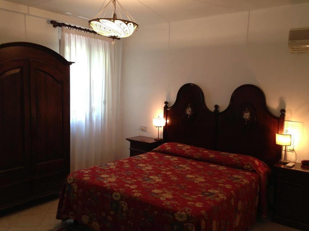 Casa Rezzonico 2* Venice